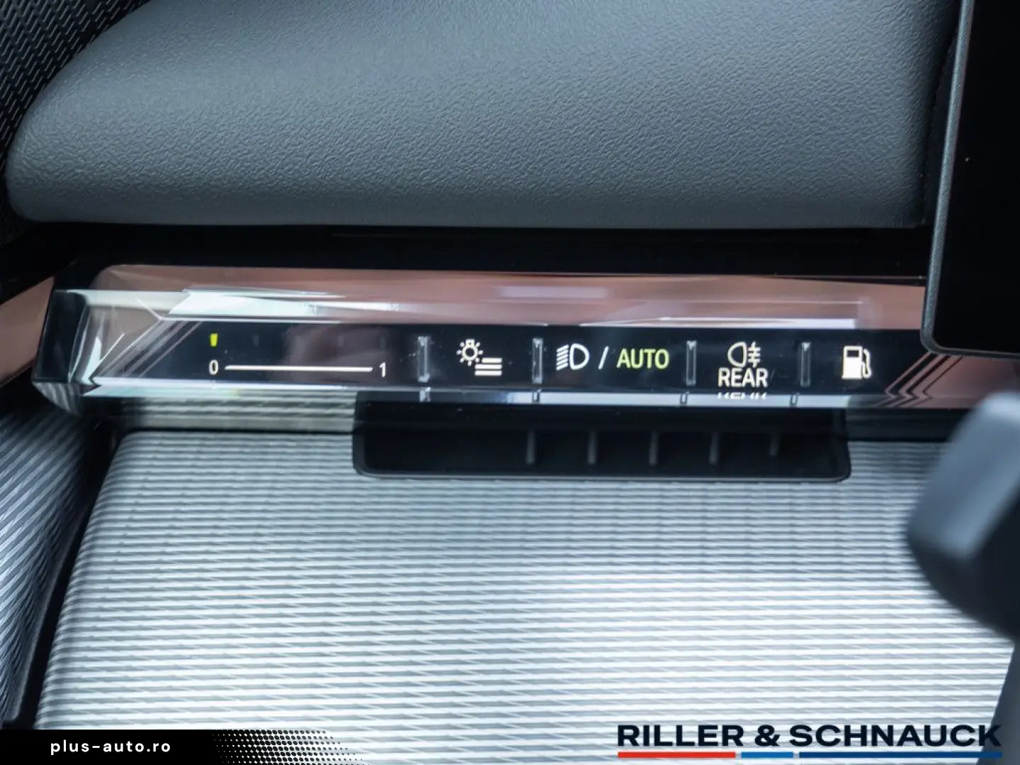 BMW 530e M-Sport NAVI AHK ACC HUD SITZBELÜFTUNG 360