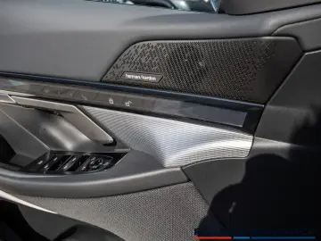 BMW 530e M-Sport NAVI AHK ACC HUD SITZBELÜFTUNG 360