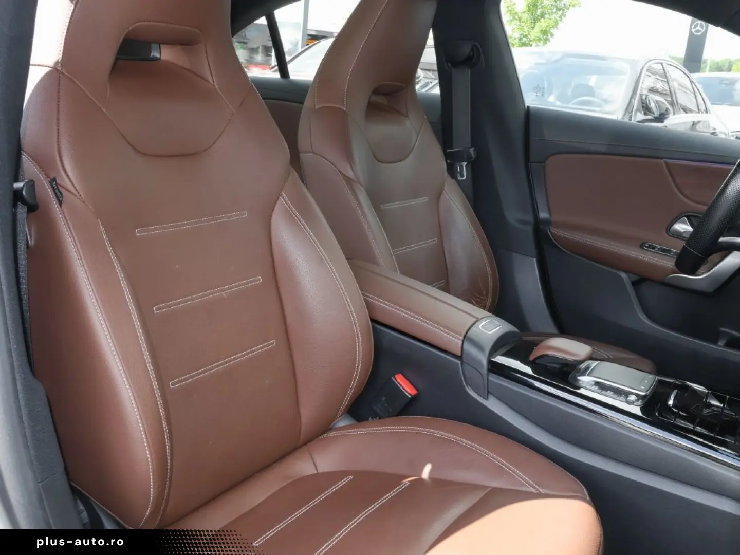 MERCEDES-BENZ CLA 250e AMG-Sport Pano Ambi Memo Cam LED