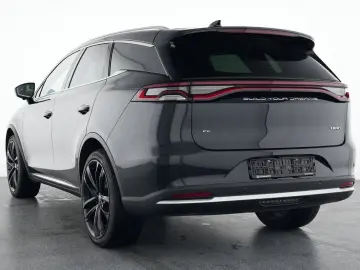BYD TANG Flagship 4WD Pano 360  7-Si ACC HUD Dirac