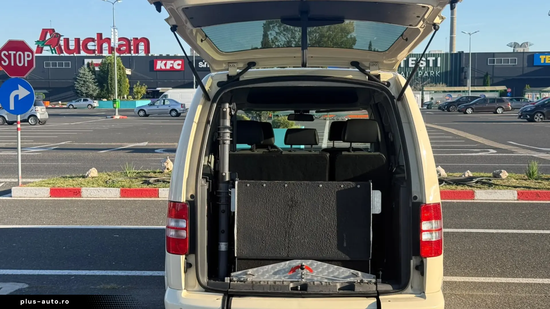 Caddy 2.0 TDI   Automat   Piele   Rampa dizabilitati