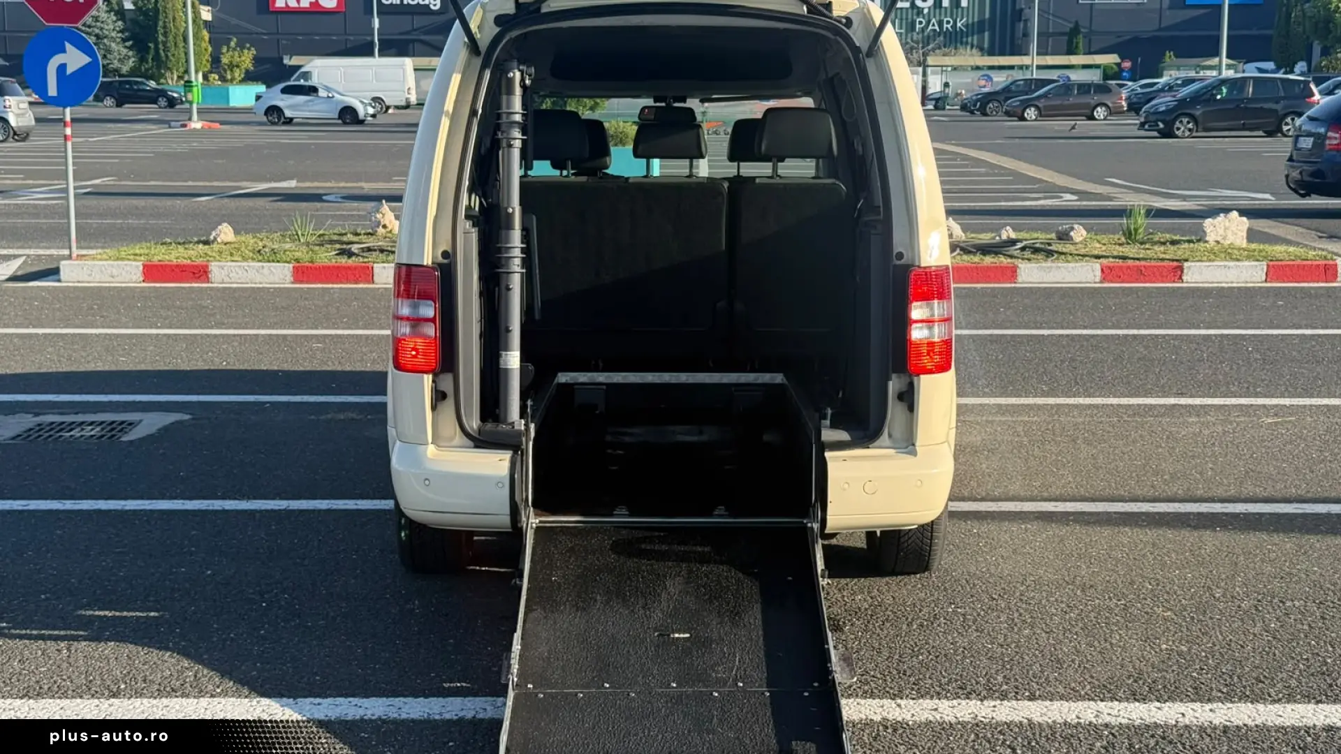 Caddy 2.0 TDI   Automat   Piele   Rampa dizabilitati