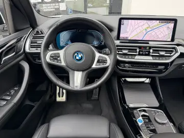 BMW iX3 M Sport DA Prof PA AdapLED Shz Pano 19  LMR