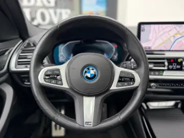 BMW iX3 M Sport DA Prof PA AdapLED Shz Pano 19  LMR