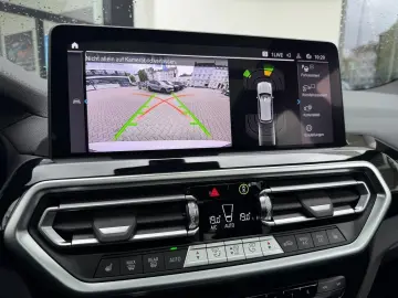BMW iX3 M Sport DA Prof PA AdapLED Shz Pano 19  LMR