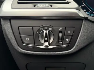 BMW iX3 M Sport DA Prof PA AdapLED Shz Pano 19  LMR