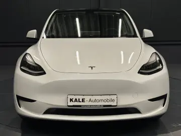 TESLA Model Y RWD  Wärmepumpe