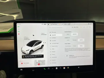 TESLA Model Y RWD  Wärmepumpe