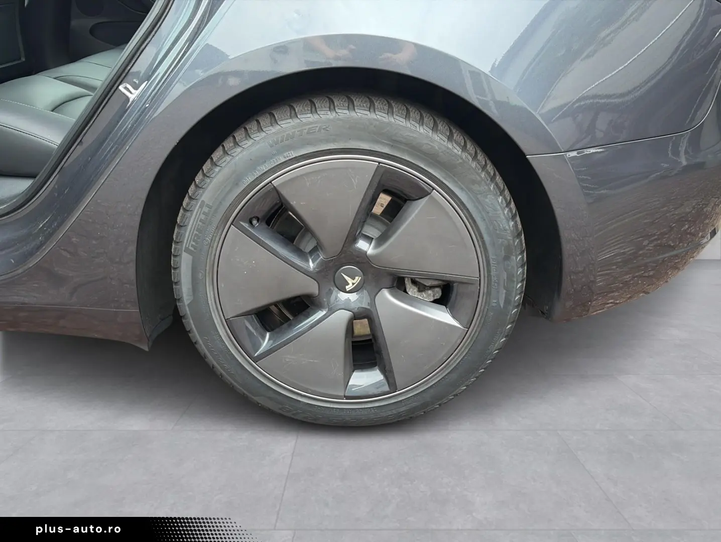 TESLA Model 3 Long Range