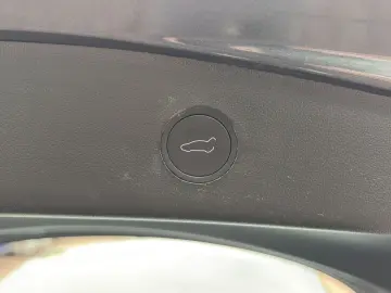 TESLA Model 3 Long Range