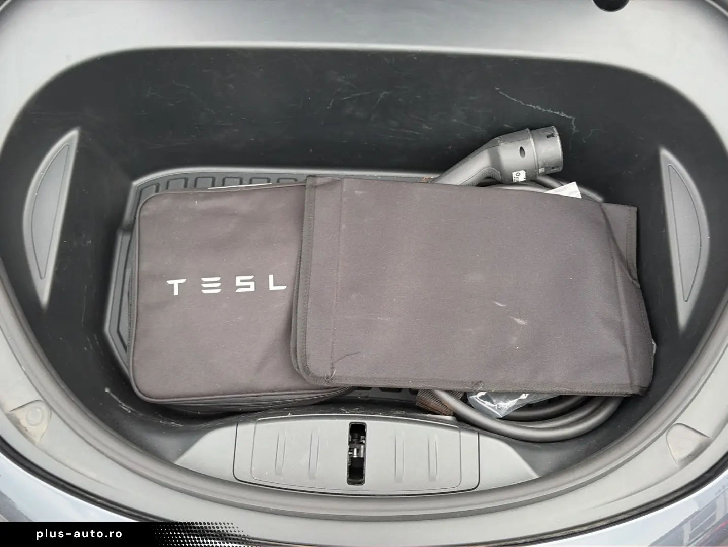 TESLA Model 3 Long Range