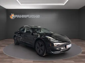 TESLA Model 3 SR  RWD   Wärmepumpe