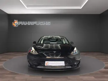 TESLA Model 3 SR  RWD   Wärmepumpe