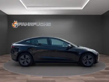 TESLA Model 3 SR  RWD   Wärmepumpe