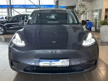 TESLA Model Y Leder Pano R.Cam Wä.pumpe Autopilot 4SHZ
