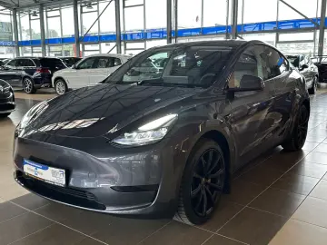 TESLA Model Y Leder Pano R.Cam Wä.pumpe Autopilot 4SHZ