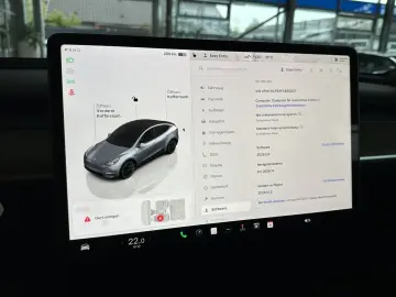 TESLA Model Y Leder Pano R.Cam Wä.pumpe Autopilot 4SHZ
