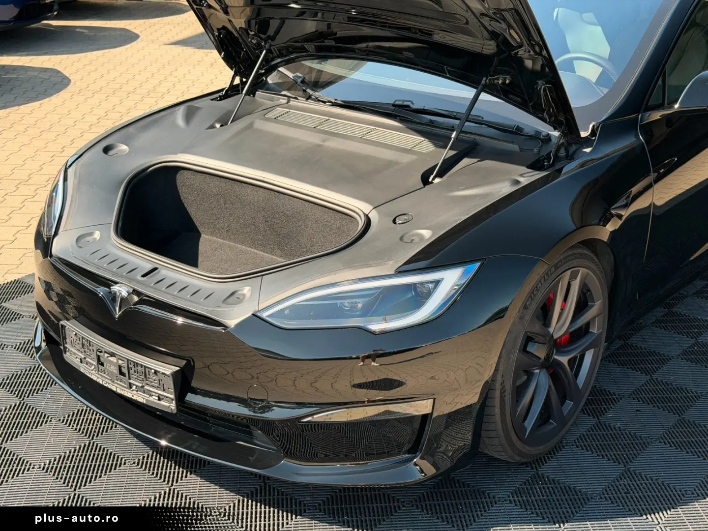 TESLA MODEL S PLAID  MATRIX LED FULL SELF DRIVE  HW4