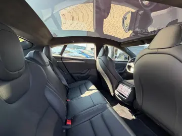 TESLA MODEL S PLAID  MATRIX LED FULL SELF DRIVE  HW4