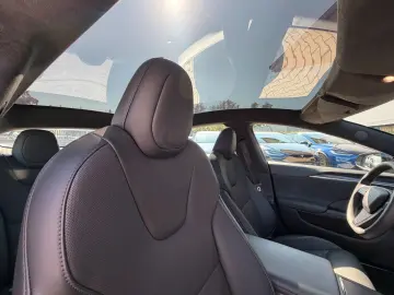 TESLA MODEL S PLAID  MATRIX LED FULL SELF DRIVE  HW4