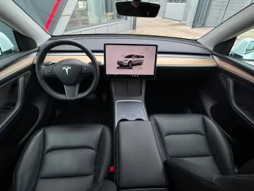 TESLA Model Y Long Range Dual AWD Matrix Wärmepumpe