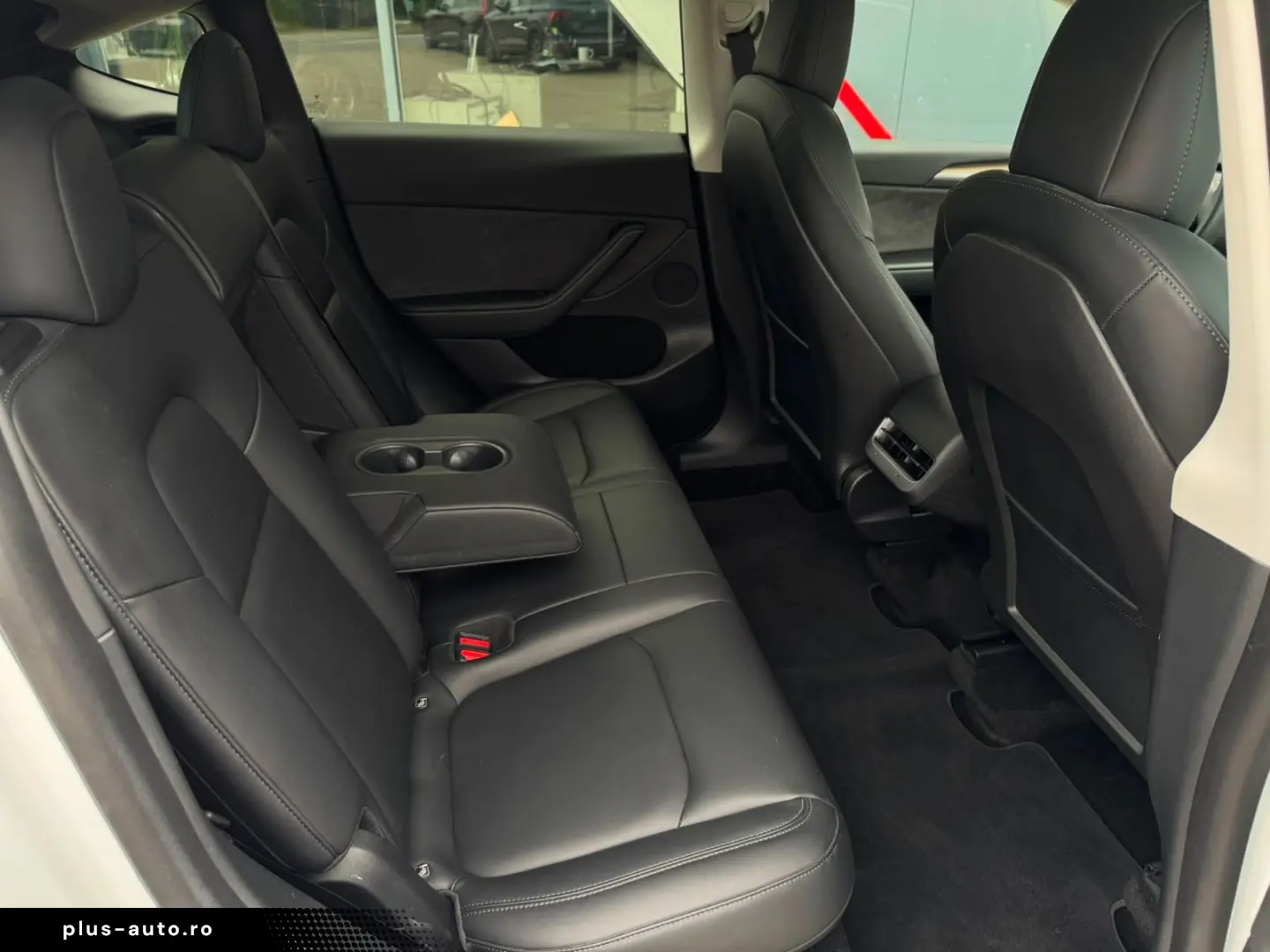 TESLA Model Y Long Range Dual AWD Matrix Wärmepumpe