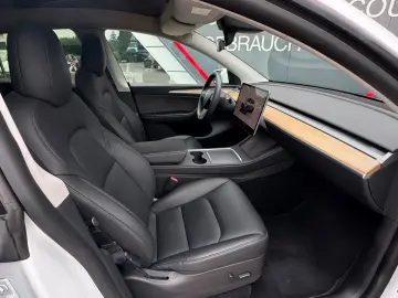 TESLA Model Y Long Range Dual AWD Matrix Wärmepumpe