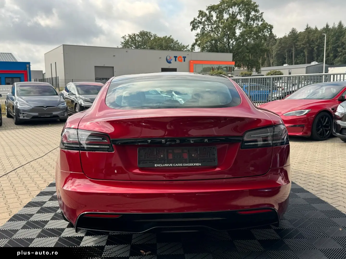 TESLA MODEL S PALLADIUM   FULL SELF DRIVE 4  ULTRA RED