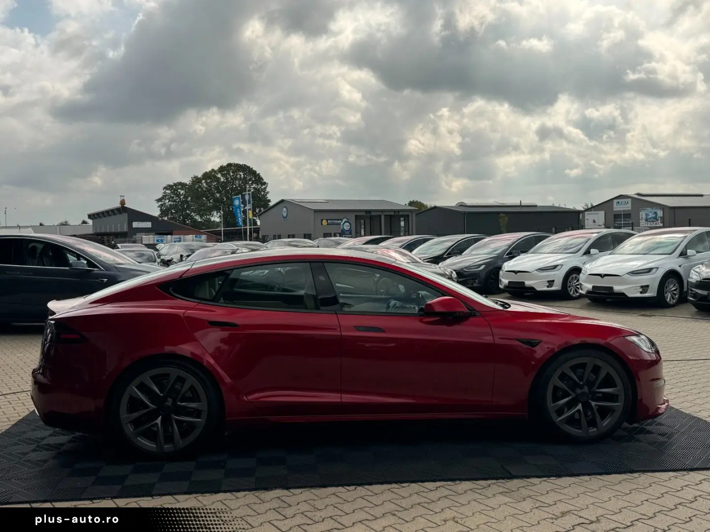 TESLA MODEL S PALLADIUM   FULL SELF DRIVE 4  ULTRA RED