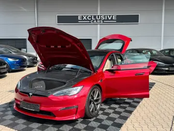 TESLA MODEL S PALLADIUM   FULL SELF DRIVE 4  ULTRA RED