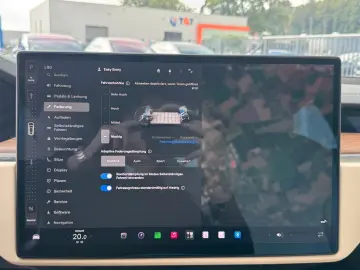 TESLA MODEL S PALLADIUM   FULL SELF DRIVE 4  ULTRA RED