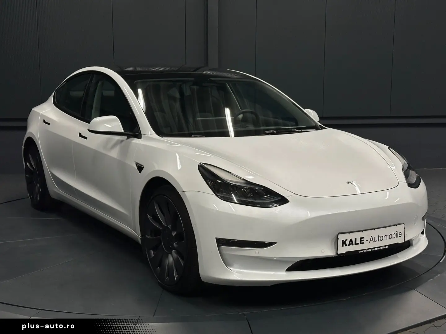 TESLA Model 3 Performance Dual AWD  20
