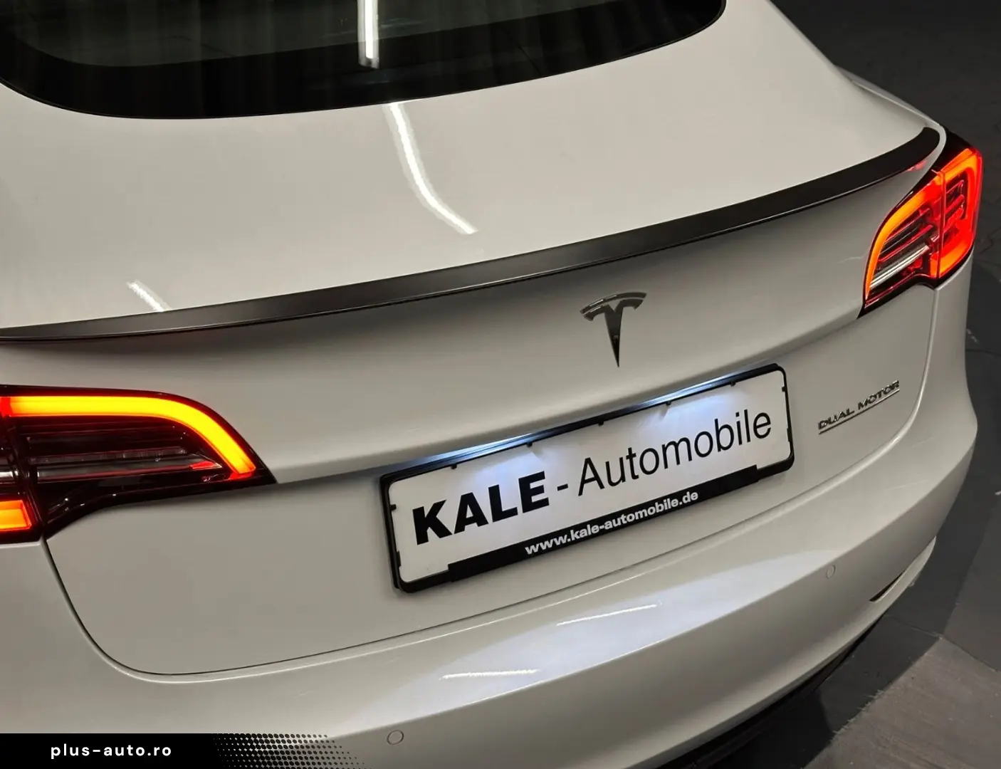 TESLA Model 3 Performance Dual AWD  20
