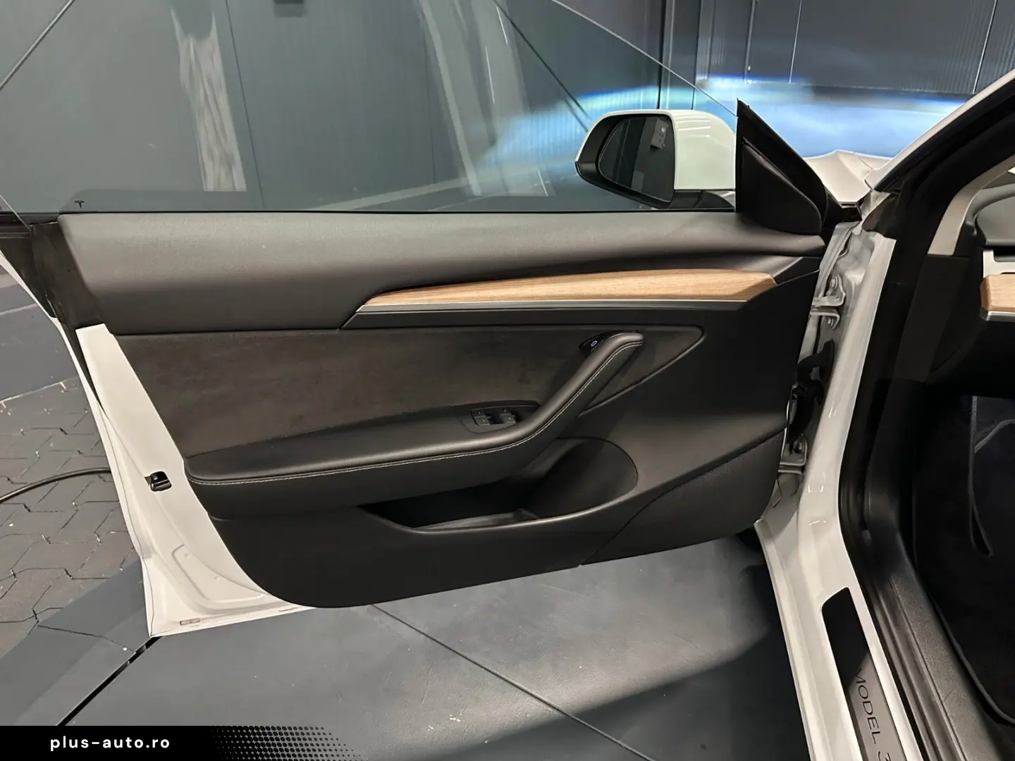TESLA Model 3 Performance Dual AWD  20