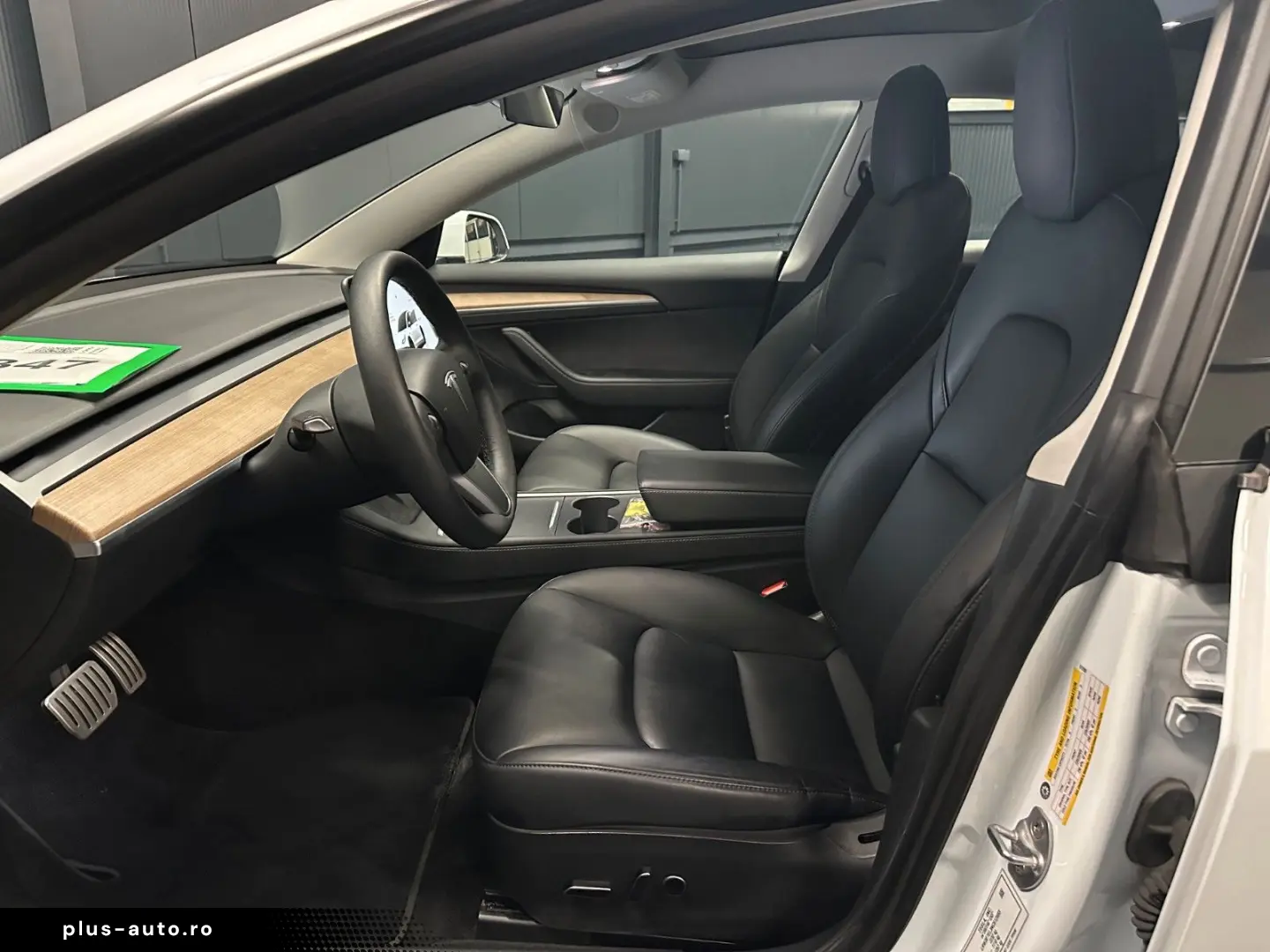 TESLA Model 3 Performance Dual AWD  20
