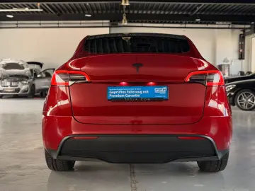 TESLA Model Y RWD