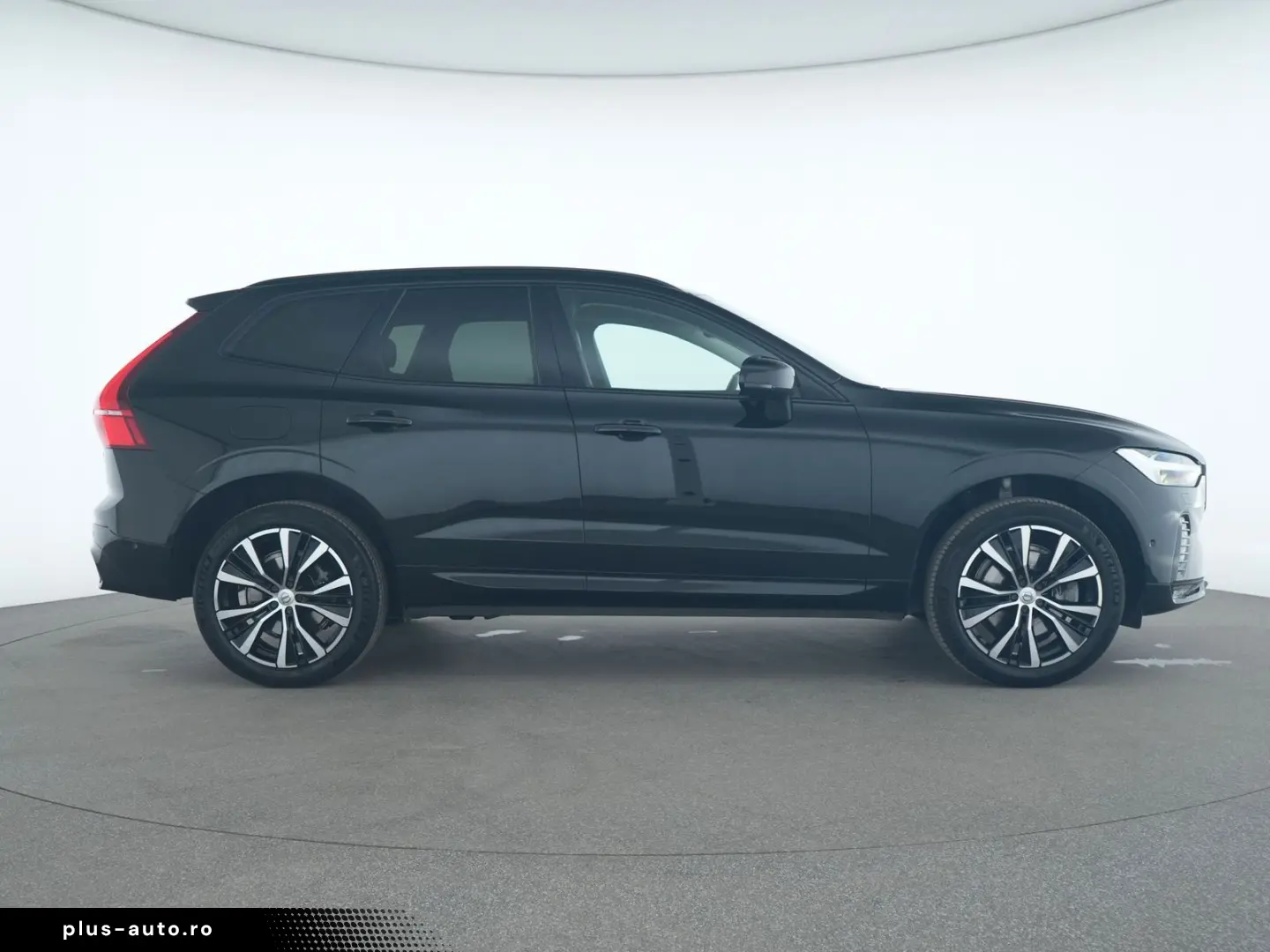 VOLVO XC60 Ultimate Dark Martix B&W 360 FourC Pano ACC