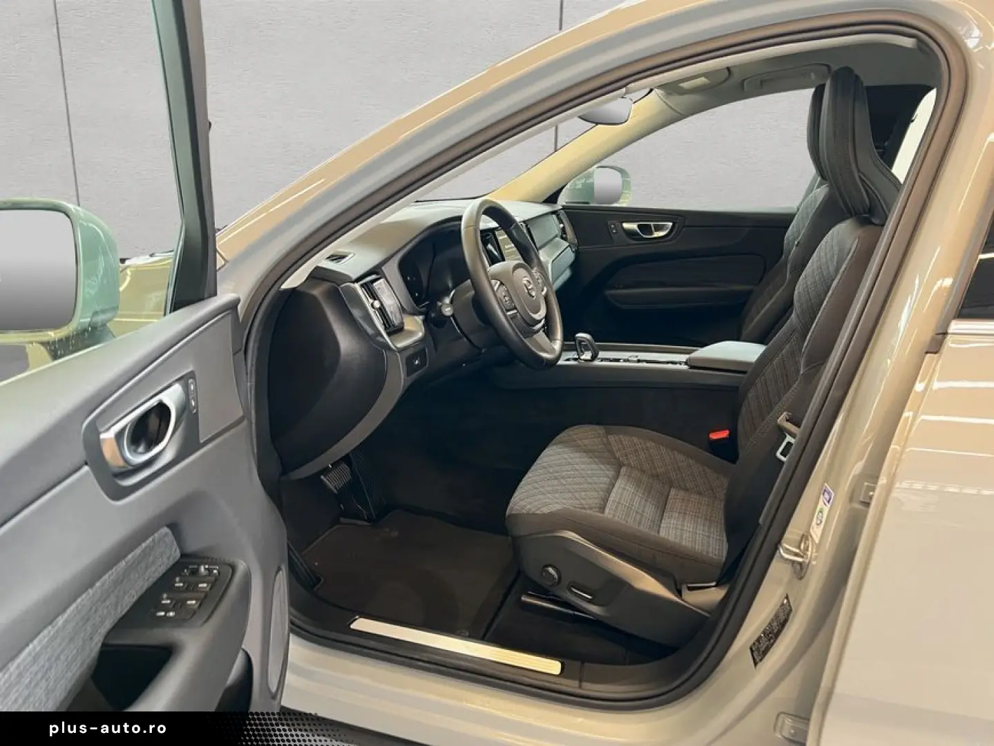 VOLVO XC60 B5 AWD Core 19inch Google-Maps LED-Thors-Hammer