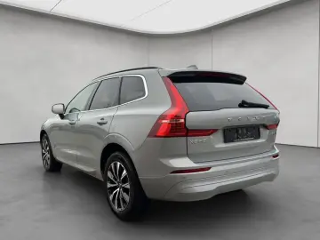VOLVO XC60 B5 B AWD Core Aut 19; Maps LED Kamera PDCv