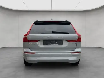 VOLVO XC60 B5 B AWD Core Aut 19; Maps LED Kamera PDCv