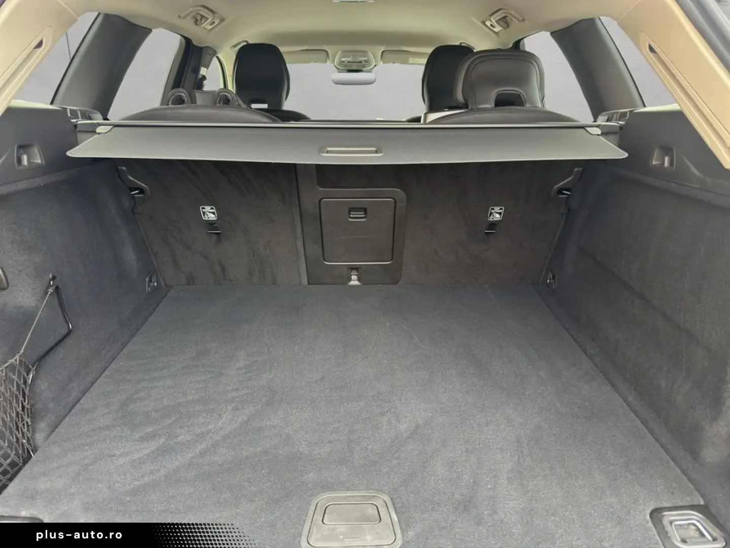VOLVO XC60 B5 B AWD Core Aut 19; Maps LED Kamera PDCv