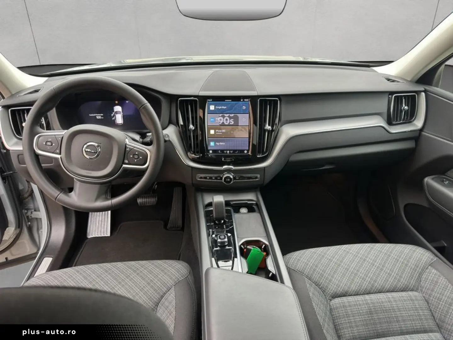 VOLVO XC60 B5 B AWD Core Aut 19; Maps LED Kamera PDCv