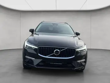 VOLVO XC60 B5 AWD Core Aut 19; Google-Maps Kamera Ein