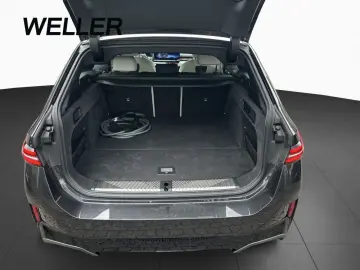 BMW i5 eDr40 T M Sport Pano Iconic AktivL B&W AutoB