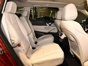 MERCEDES-BENZ GLS 400 d 4M AMG Sport NIGHT AHK STANDHZ. PANO