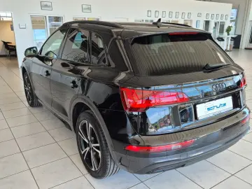 AUDI Q5 40 TDI Quattro Advanced