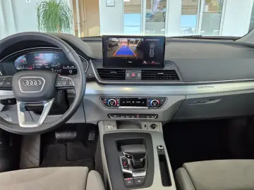 AUDI Q5 40 TDI Quattro Advanced