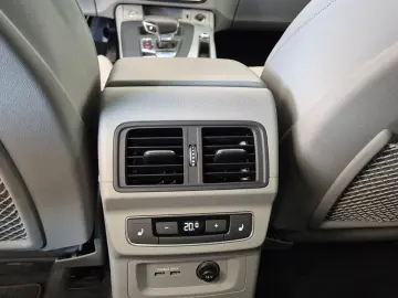 AUDI Q5 40 TDI Quattro Advanced