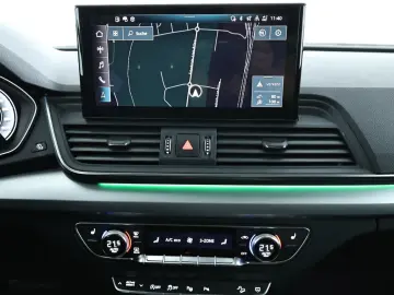 AUDI Q5 40 2.0 TDI quattro S line LED Navi 360  SHZ