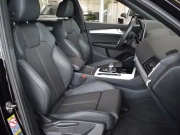 AUDI Q5 40TDI Quattro S-Line LED~OpenSky~ACC~VirtualC